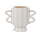 Akimbo Pot
