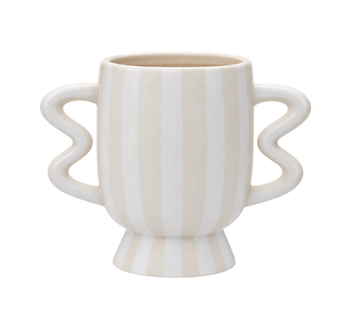 Akimbo Pot