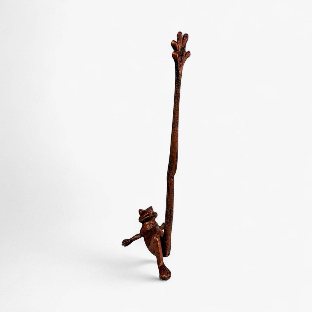 Frog Paper Towel Holder